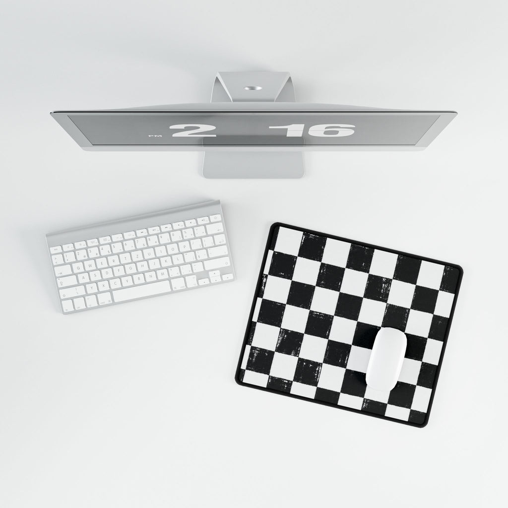 Checkerboard Desk Mat — Retro Black & White Gaming/Office Mouse Pad
